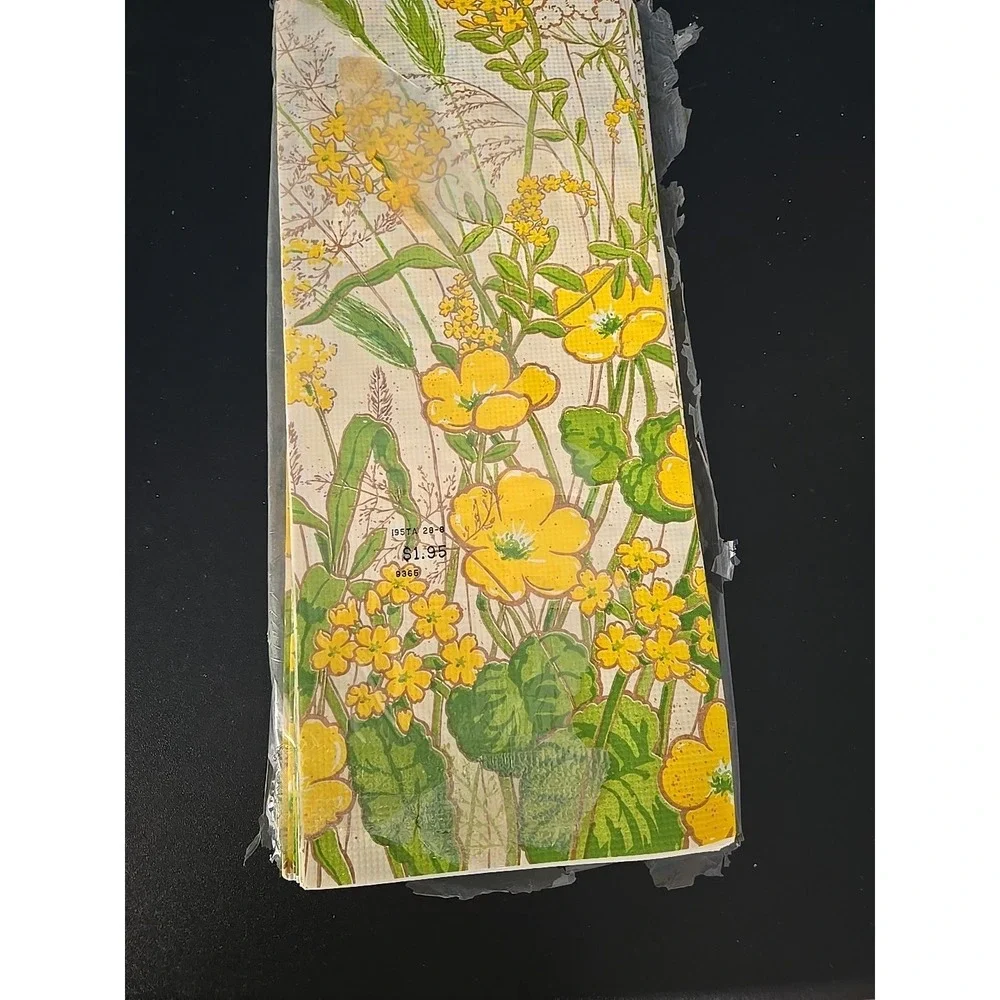 Hallmark table covers